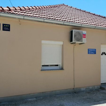 Guesthouse Andria Zadar Extérieur photo