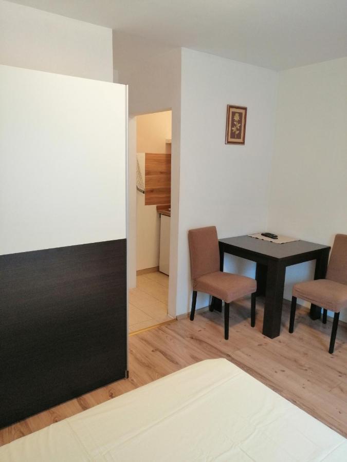 Guesthouse Andria Zadar Extérieur photo